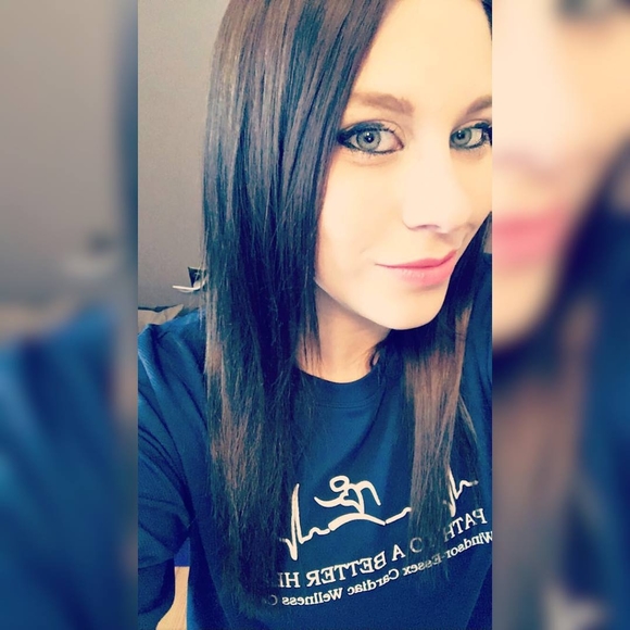 Meet your Posher, Jen - Picture 1 of 1